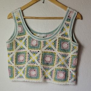 Green and White Crochet Crop Tank Top Size M